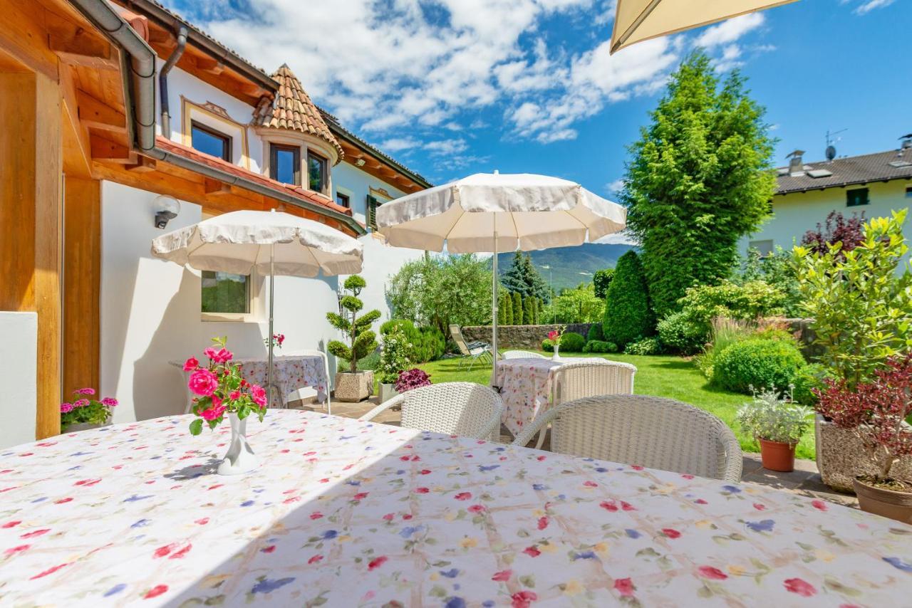 Bed and Breakfast Haus Oberhofer Cornaiano Exterior foto